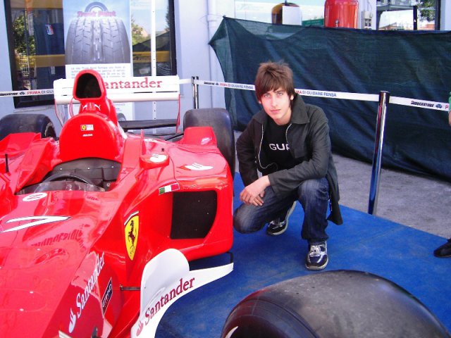 giuseppe con la mitica rossa